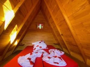 Rooms & Glamping Lana Haus