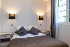 Hotels Logis du Champ De Mars : photos des chambres