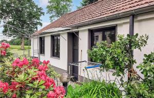 2 Bedroom Lovely Home In Heidesee