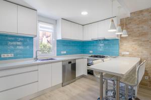 Bonita casa en urbanización privada muy cerca del mar y de Alicante