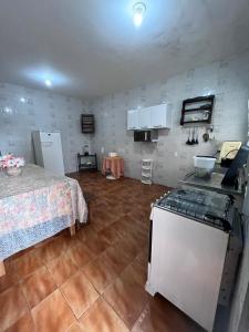 Casa Aconchegante no Peró Próx Praia e Comércio