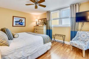 Pats Paradise - 7030N