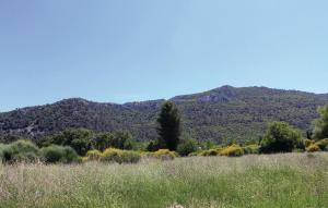 Appartements 2 Bedroom Stunning Apartment In Gemenos : photos des chambres