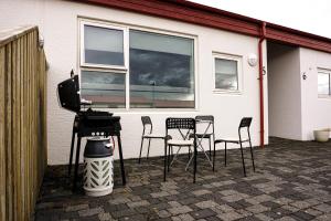 Wonderful apartment with beautiful natural pearls.