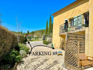 Appartements Sous le balcon de Mimishe, en Provence Verte, centre VAR : photos des chambres