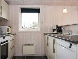 6 person holiday home in Juelsminde-By Traum