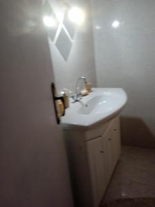 Studio Flat - Sleeps 4 & Private Garden