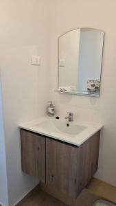 Departamento bien ubicado