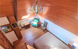 Maisons de vacances 4 Bedroom Cozy Home In Perros-Guirrec : photos des chambres