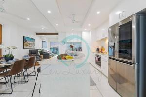 ZEN Crown Towers 3-BR Luxury Pad