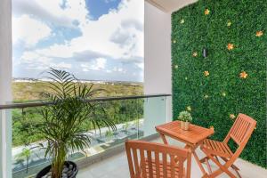 Luxury Condo, 2BR, Fast Internet, Condo Akul