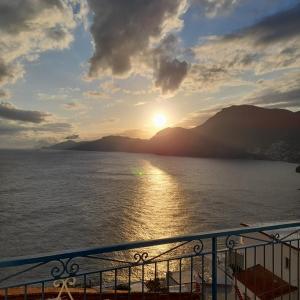 Mimì Junior home, central sea view apartment