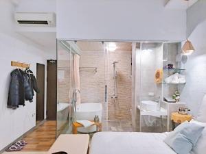 Phòng Đôi Loại Sang (Deluxe Double Room)