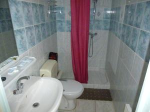 Hotels Hotel California : Chambre Triple