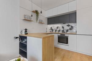 LAM Concrete - AC - BALCONY