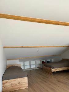 Appartements neufs avec garages dans maison de village