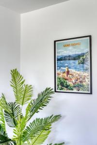 3 Rooms with Sea View Terraces in Peace