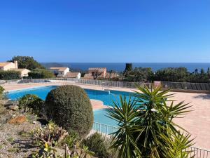 Appartements Bastide T3 - Piscine - Vue Mer - Wifi - 2 SDB - 6 personnes : photos des chambres