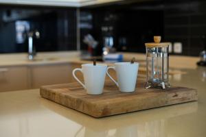 Bay View Modern Apartment