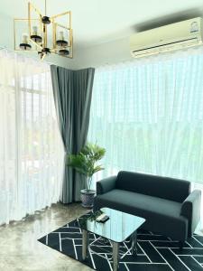 Chaisaeng in the park