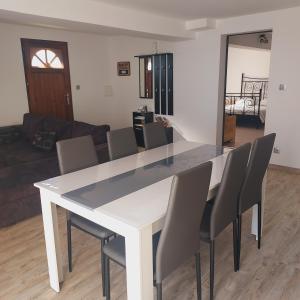 Au petit bois magique