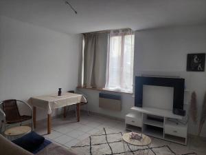 Appartements Fresnay-sur-Sarthe: joli appartement au calme. : photos des chambres