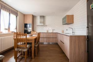 Apartamentos La Cortina