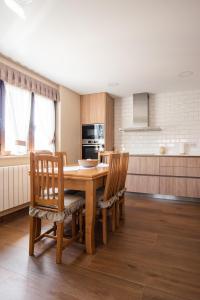 Apartamentos La Cortina