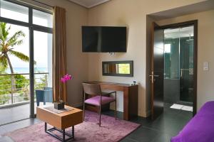 Villa Horizon by Dream Escapes, Beachfront Villa