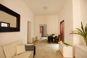 Sardinian Gallery Corso