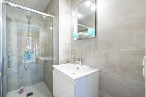 Hello Côte dAzur - Spacious apartment at a 5 min walk from the beach