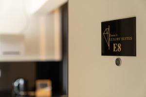 Dema Luxury Suites - Perikleous E8
