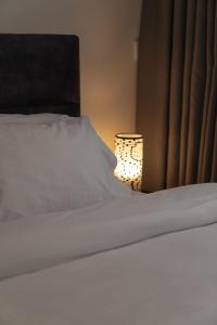 Dema Luxury Suites - Perikleous E8