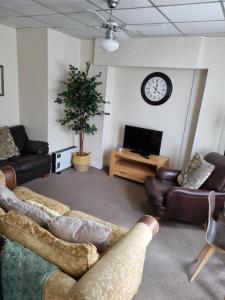 The New Sandygate Holiday Flats