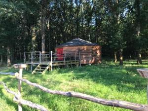 Campings Domaine de la Puisaye : Yourte en Bois