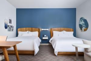 Studio with Two Queen Beds and Sofa Bed - Top Floor room in Element by Marriott Chattanooga East