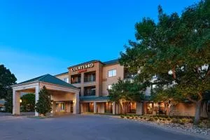 Courtyard by Marriott Dallas Plano in Legacy Park - 谢普顿