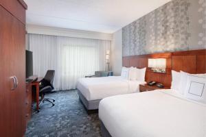 Queen Room with Two Queen Beds room in Courtyard by Marriott Pittsburgh Washington Meadow Lands