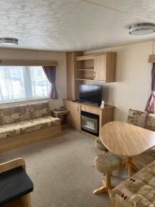 Golden Palm Resort PG163