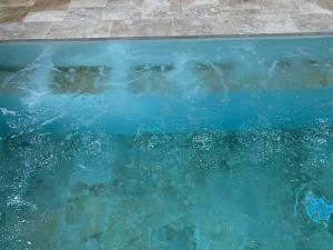 Villas Villa piscine/spa prive interieur 33° ZOO DE LA FLECHE 24h DU MANS : photos des chambres
