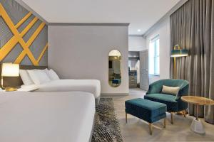 Premier Double Room with Two Double Beds - Non-Smoking room in Le Méridien St. Louis Downtown