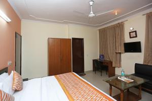 Hotel O Kalkaji Residency Bnb Near Lotus Temple