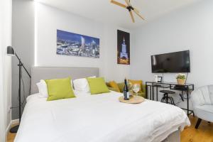 Comfortable studio on Twarda
