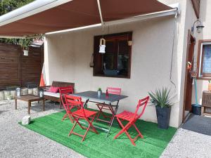 Appartements Appartement avec terrasse et parking Prive : photos des chambres
