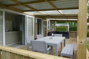 VerandaChalet 6p centrally located in National Park, Swimming pool 164