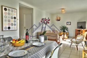 Maisons de vacances LocaLise - M12 - La petite Ty Marjan - Maison familiale avec jardin - A quelques pas des plages et du centre - Animaux admis - Wifi inclus - Draps inclus : photos des chambres