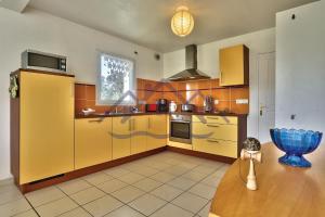 LocaLise - M12 -Ty Marjan - Vacances à quelques pas de la mer au Guilvinec - Wifi inclus - linge de lit inclus - Animaux bienvenus - Jardin avec possibilité dêtre clos avec grillage