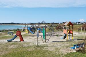 Maisons de vacances LocaLise - M12 - La petite Ty Marjan - Maison familiale avec jardin - A quelques pas des plages et du centre - Animaux admis - Wifi inclus - Draps inclus : photos des chambres
