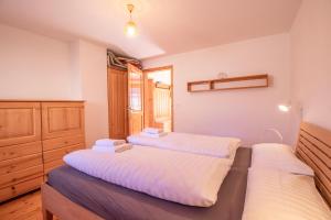 River Valley View House