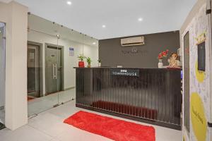 OYO Townhouse 587 Sector 19